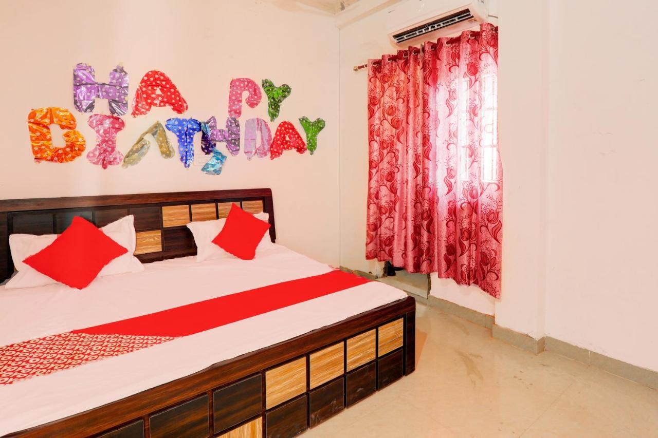 Oyo Flagship Shine Hotel Chinhat Ngoại thất bức ảnh