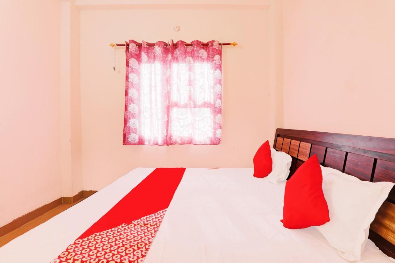 Oyo Flagship Shine Hotel Chinhat Ngoại thất bức ảnh