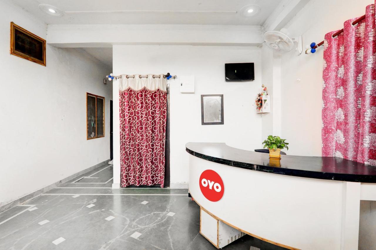 Oyo Flagship Shine Hotel Chinhat Ngoại thất bức ảnh